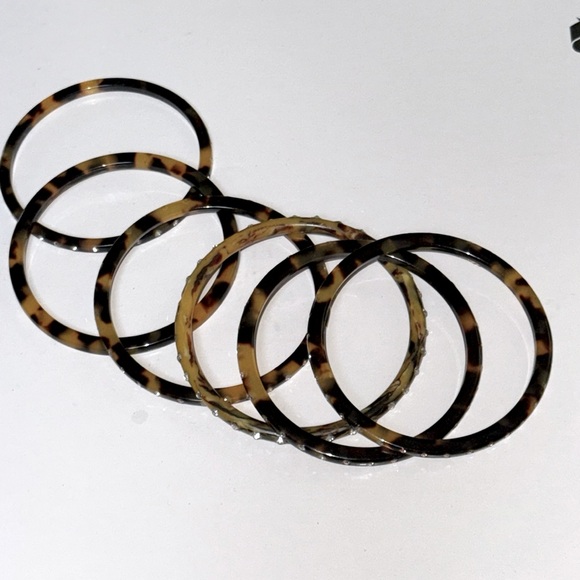 Bundle of 6 thin tortoise celluloid bangles with rhinestones - Picture 5 of 9